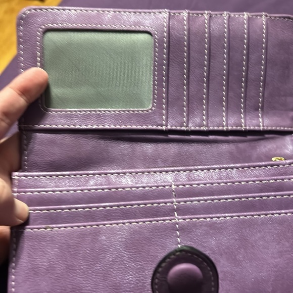 Long wallet/purple/never used - Picture 3 of 11